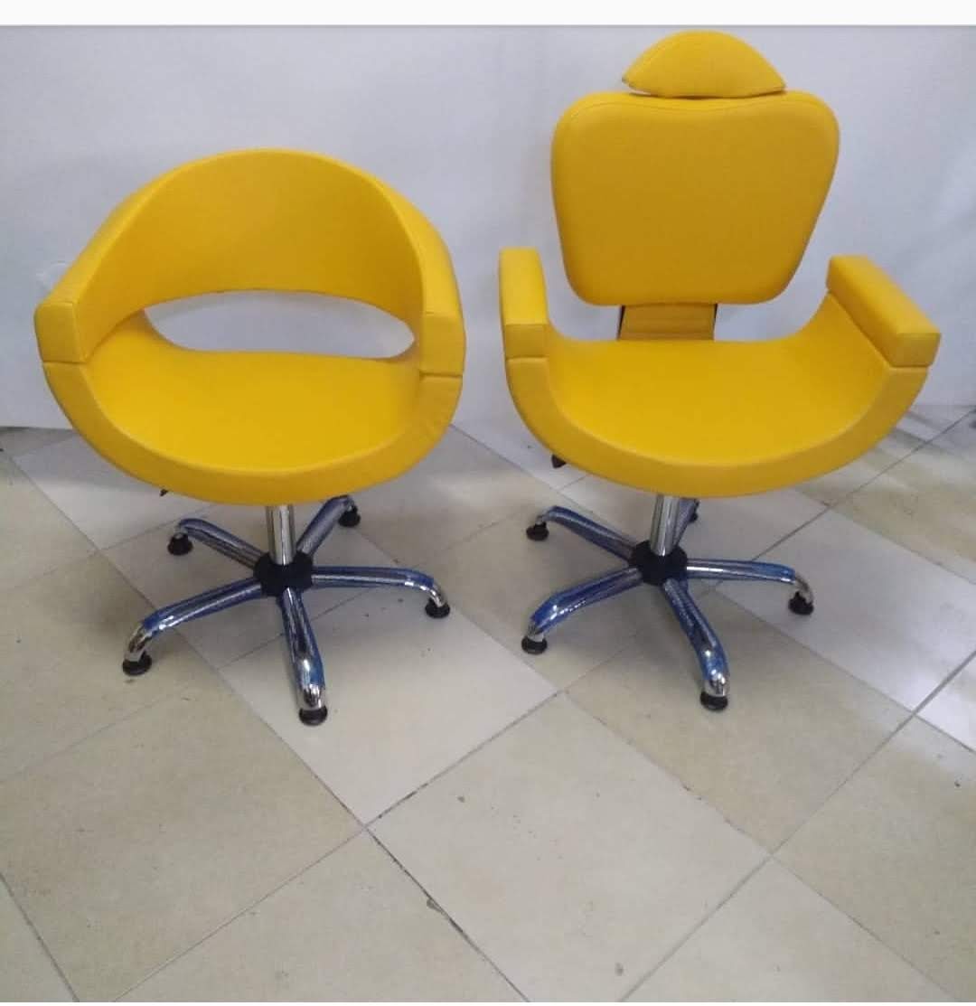 https://adorakuaformobilyalari.com